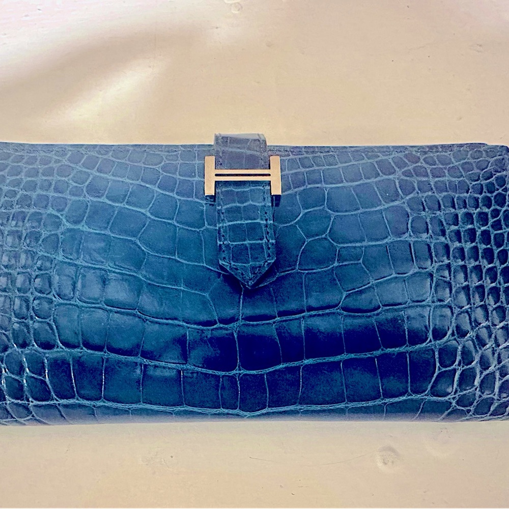 SOLD - Hermés Bearn Alligator Wallet✨